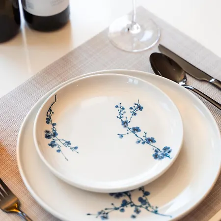 Boutique With Mediterranean Garden - Clair De Lune * Fabci